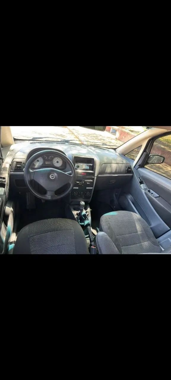 Fiat Idea ELX 1.4 MPI Fire Flex 8V 5P 2006 - Foto 4