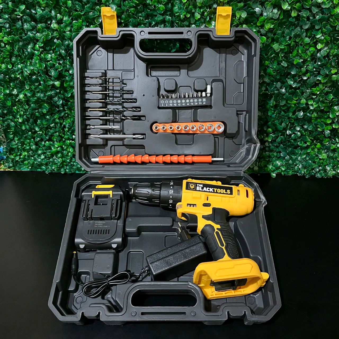 Parafusadeira com Maleta e Acessórios Nova com Entrega Rápida! - Foto 5