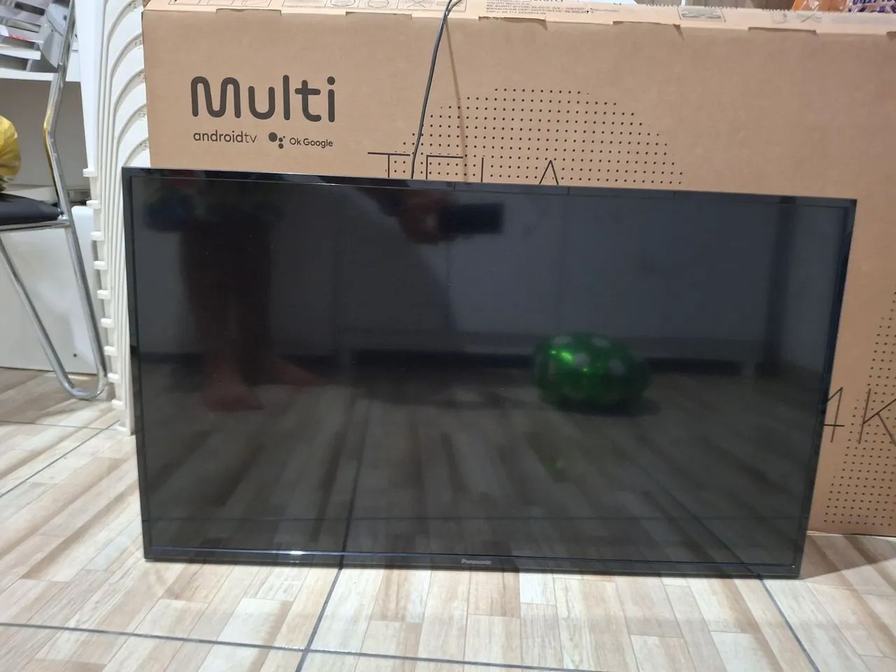 Tv panassonic.  Leia o anúncio!