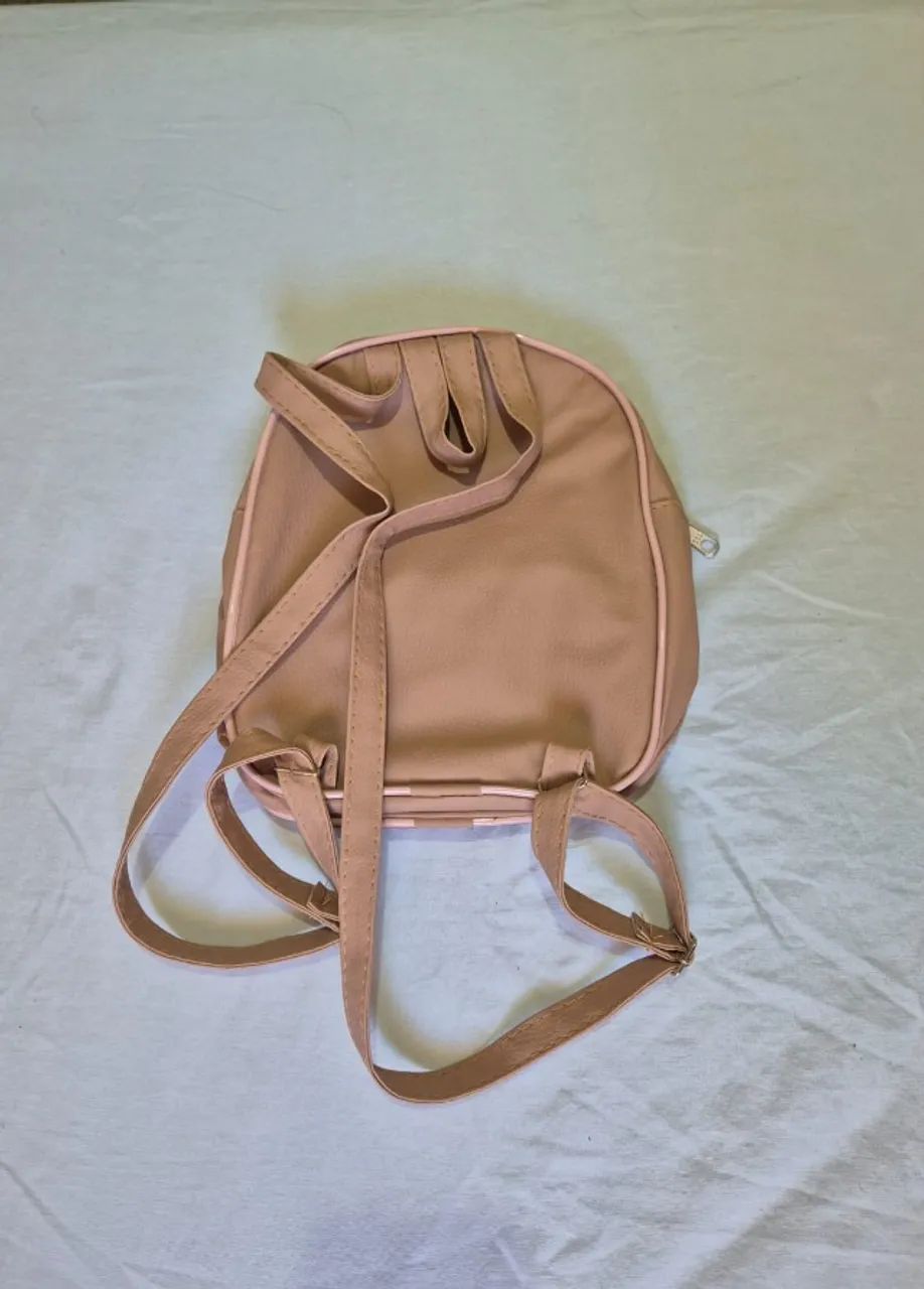 Mini mochila nova - Foto 3