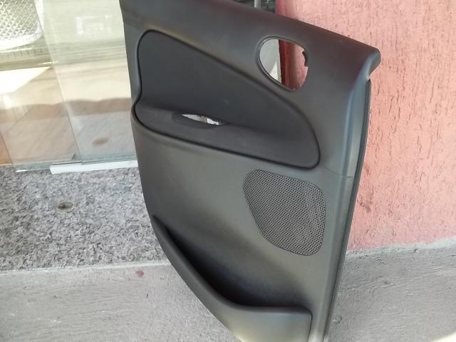 Forro De Porta Traseiro Esquerdo Peugeot 207 - Foto 2