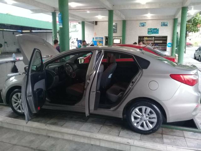 HB20S sedan 1.0 2017 Valor R$42.000,00 - Foto 3