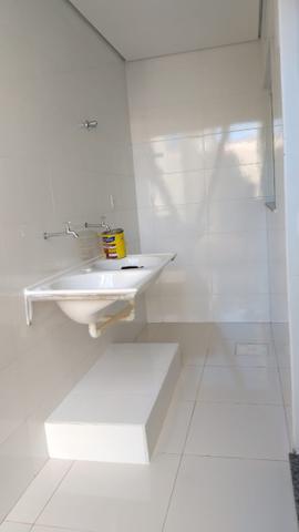 Vendo lindo duplex Novo com 3 quartos e com 2 suítes e acabamento diferenciado - Foto 8