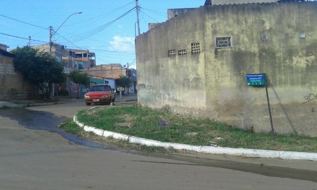 Casa mais duas quitinetes São Sebastiao