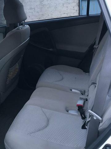 Toyota RAV4 2010 Aut. placa PY - Foto 3