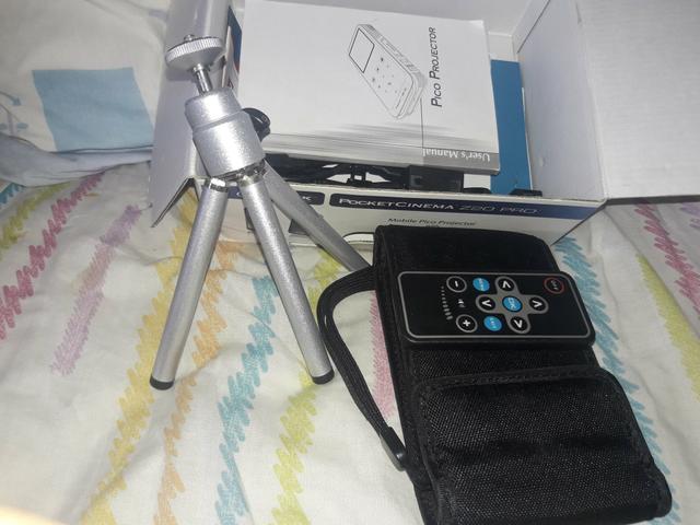 3 Em 1( PROJETOR - FILMADORA- CAMERA ) - Foto 3