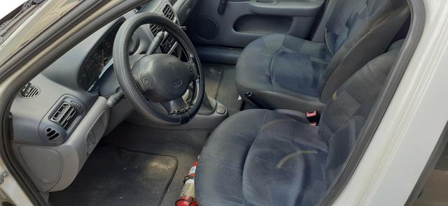 Clio 2001 RN 1.0 - Foto 5