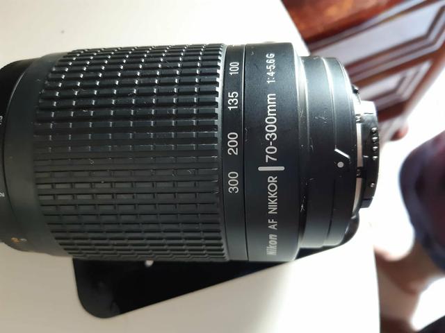 Lente NIKON