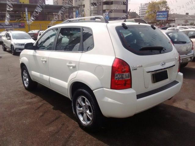 HYUNDAI TUCSON GLS 4X2 2.0 16V AT FLEX Branco 2014/2015 - Foto 3