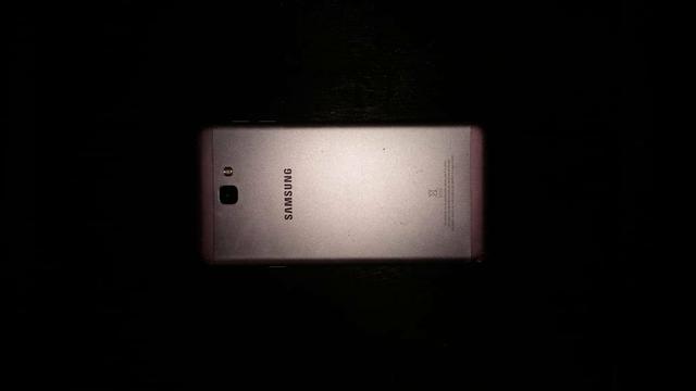 J7prime - Foto 3