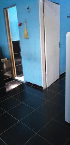Alugo apartamento com 2 quartos - Foto 4