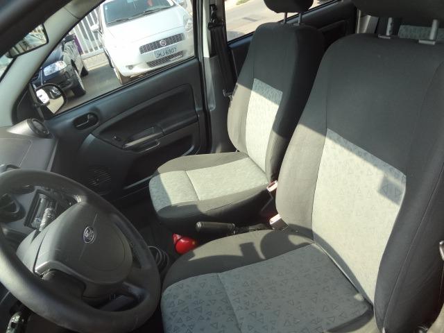 Ford Fiesta 1.6 2011 - Foto 9