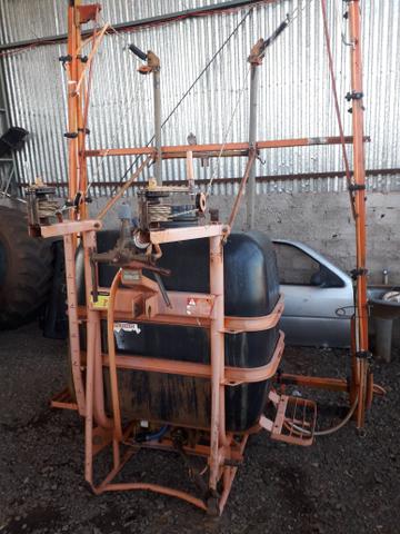 Bomba 600 litros para trator