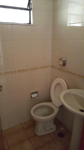 Prédio comercial com 2 blocos e amplo terreno - Foto 5
