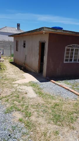 Vende-se Casa com terreno grande, com estrutura para sobrado - Foto 2