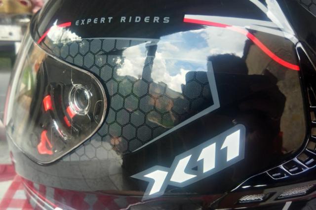 Capacete X11 || Modelo: Volt - Preto || Tam. 60 || Usado - Foto 9