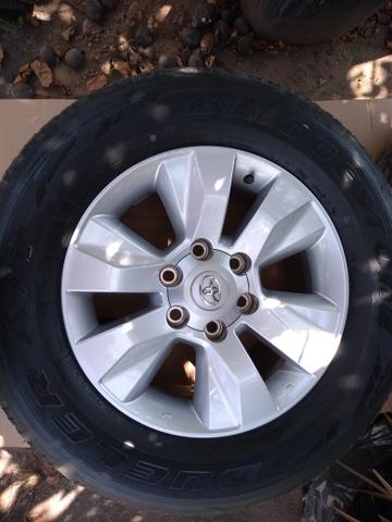 Aro 17 Hilux