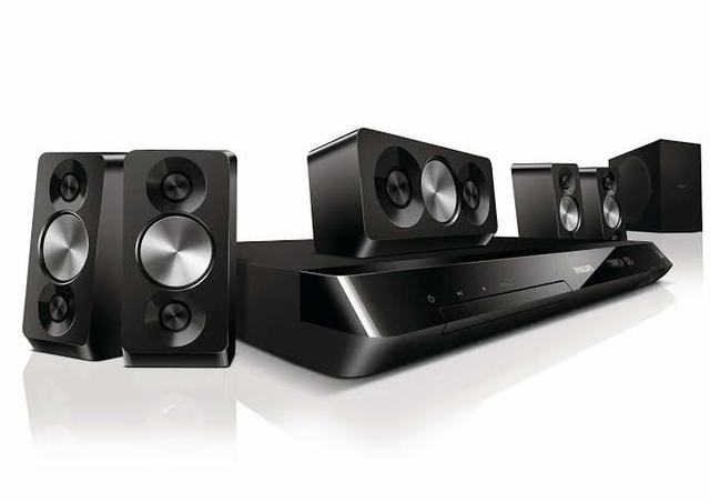 Kit televisor Philips 42" LED + Home Theater 5.1 Philips