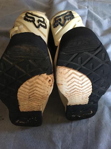 Bota motocross e trilhas, Fox comp 5 usada - Foto 3