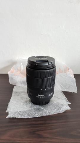 Lente Canon 18-135 f/3.5-5.6 nano usm