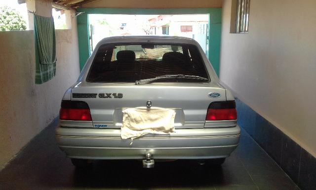 Escort 1.8 GLX
