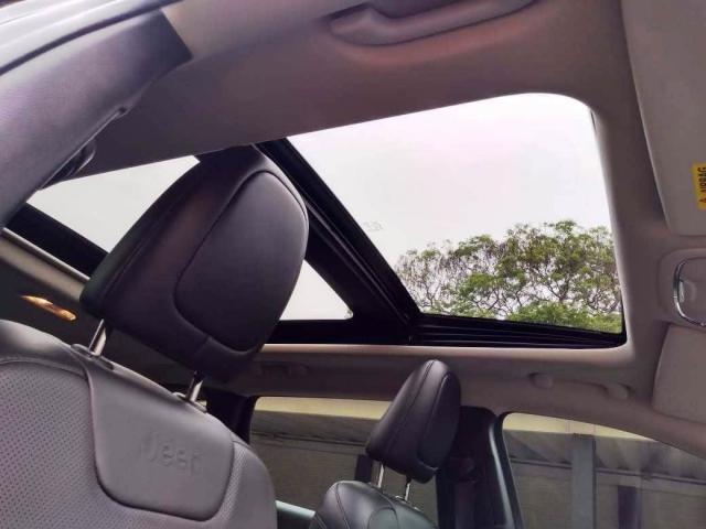 JEEP Cherokee 3.2 V6 LIMITED 4P - Foto 17