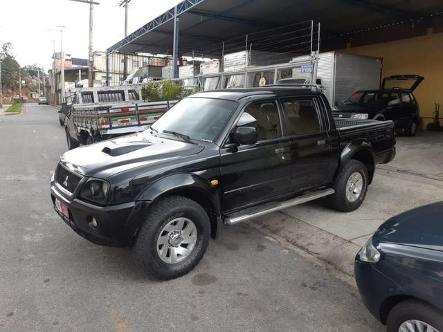 L.200 Sport Ano.2005 diesel Câmbio manual Completa 4x4