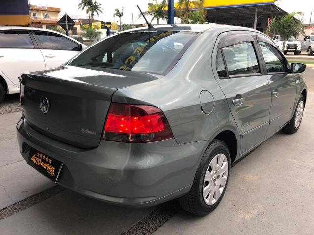 Volkswagen Voyage 1.0 completo - Foto 3