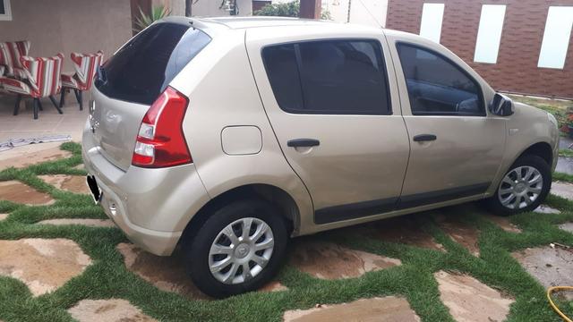 Sandero 1.0 Completo - Foto 3