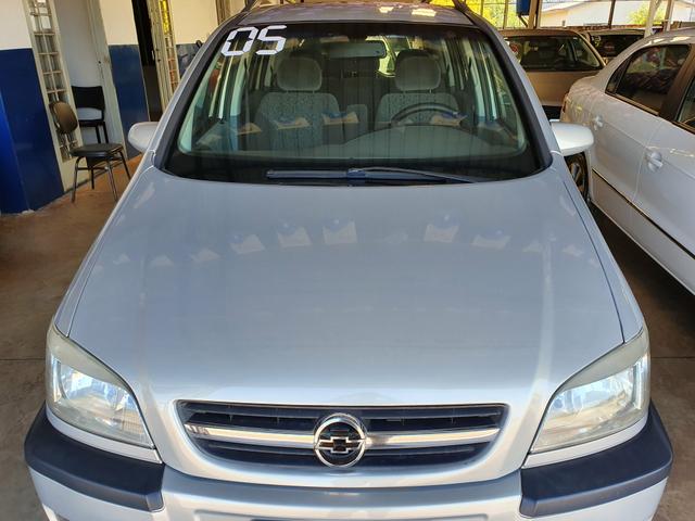 Gm/ Zafira 2.0 Flex completa 2005
