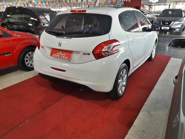 Peugeot 208, 1.5 Allure, Flex, Manual,2013/2014 - Foto 6