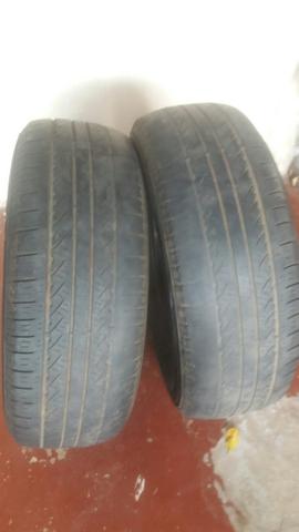 Vende-se pneus de frontier
