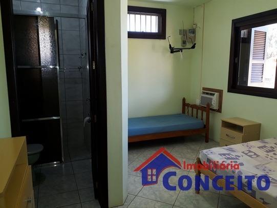 C14 - Ótima residência de esquina a 150 metros do mar - Foto 11