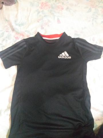 Camisa adidas original usada 1 vez