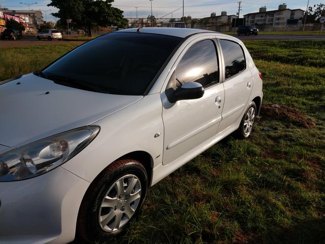 Vendo Peugeot 207 XR completo com134 km rodados - Foto 4