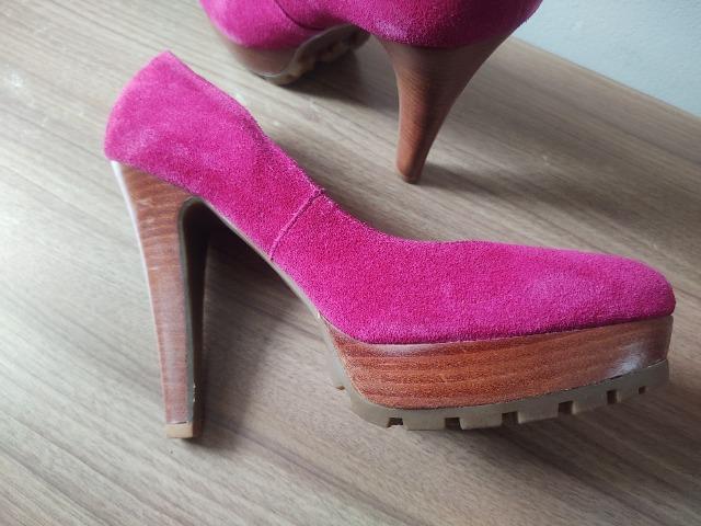 scarpin meia pata pink