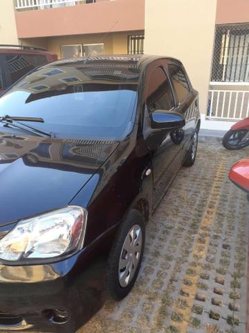 Toyota Etios - Foto 2