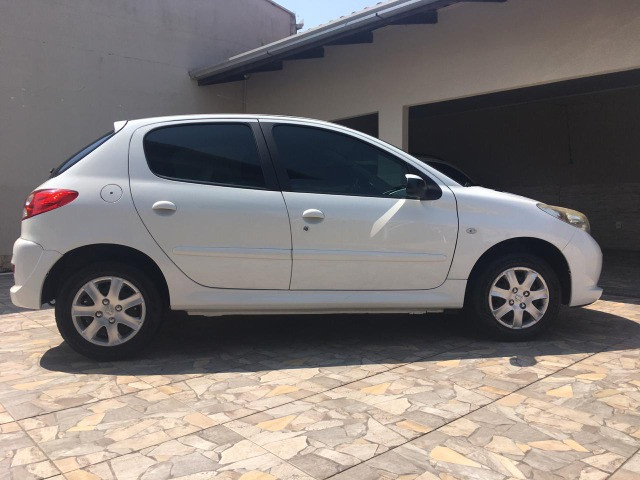 Peugeot 207 XR 2012