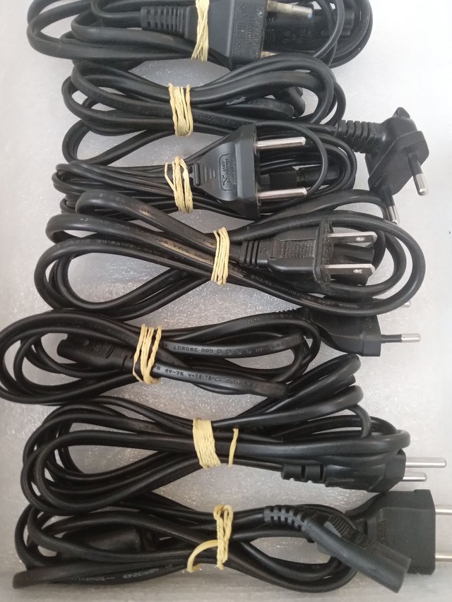 Cabo De Força Universal. 