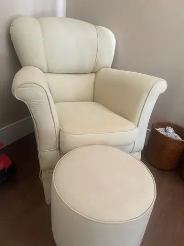 Poltrona ou Cadeira de Amamentação