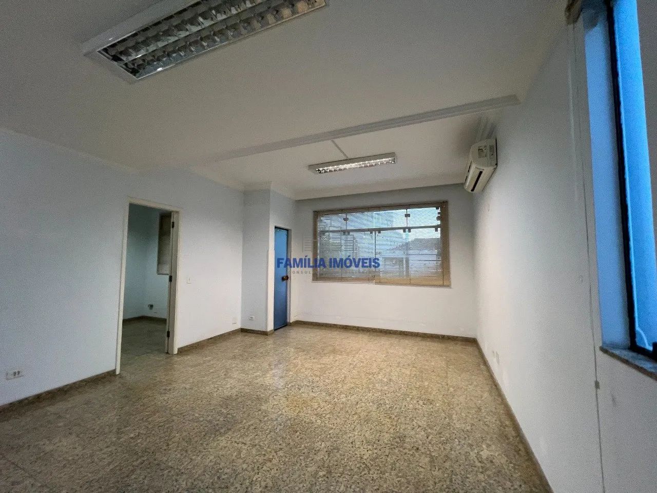 Casa para alugar comercial 4 quarto 1 suite 3 vagas Embaré SP