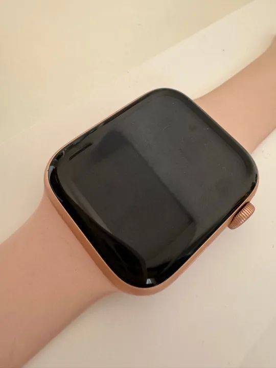 Apple Watch Series shops 6 44mm Rose Gold