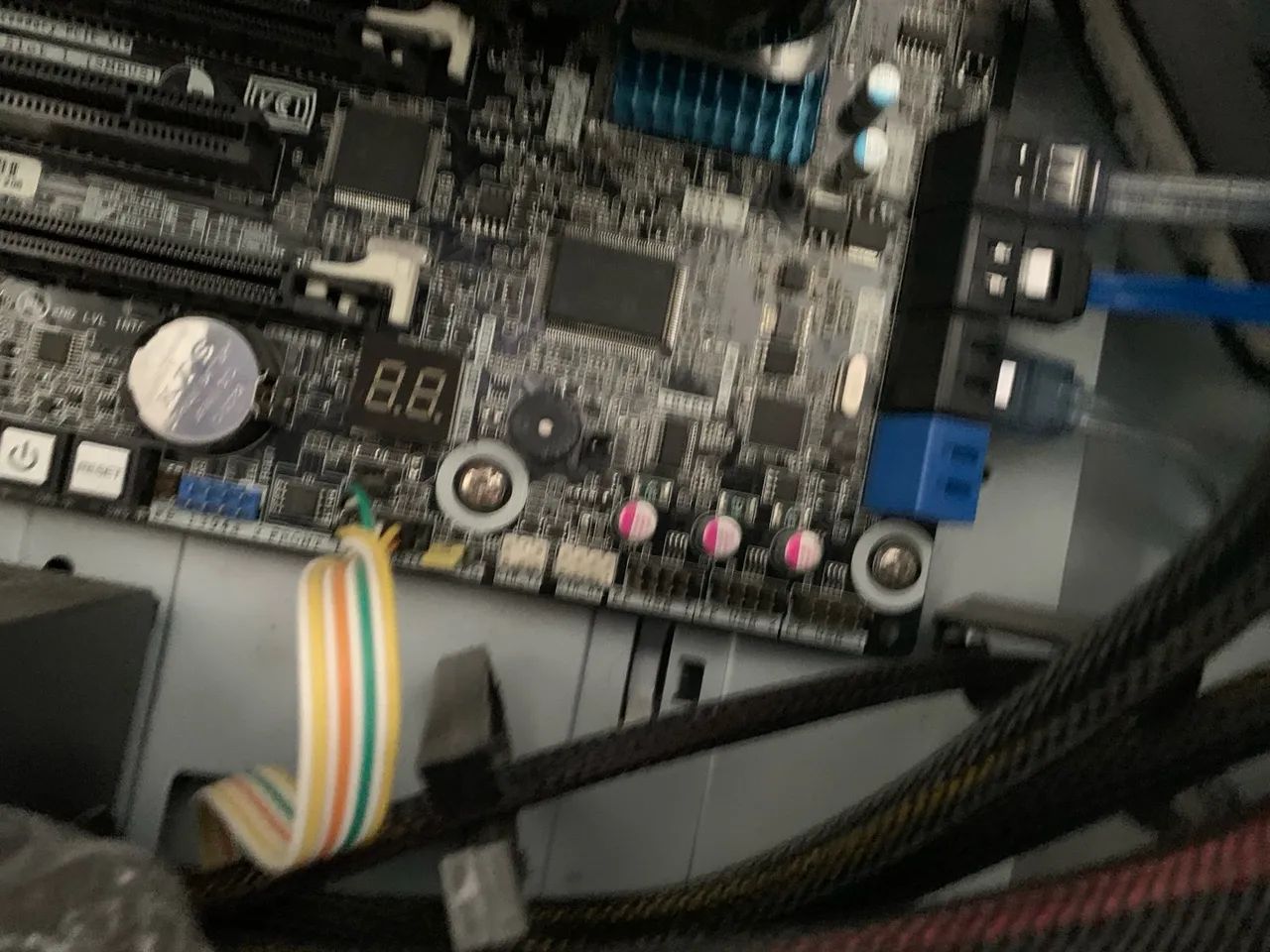 Computador i7 primeira geração.