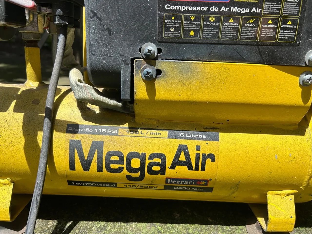 Compressor de Ar Ferrari Mega Air 115 PSI
