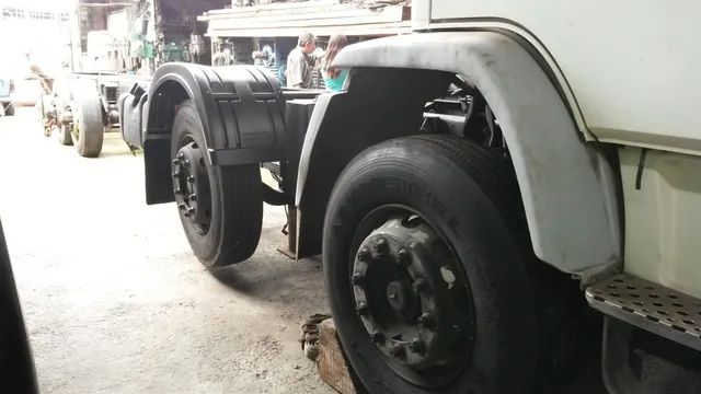 Caminhão MB 1720 4 eixos  - Foto 4
