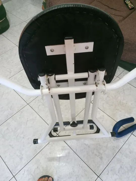 Vendo  aparelho  abdominal  e  fortalecedor  de  pernas  valor  120 reais  - Foto 3