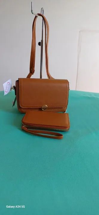 Bolsa de Ombro Marrom + carteira