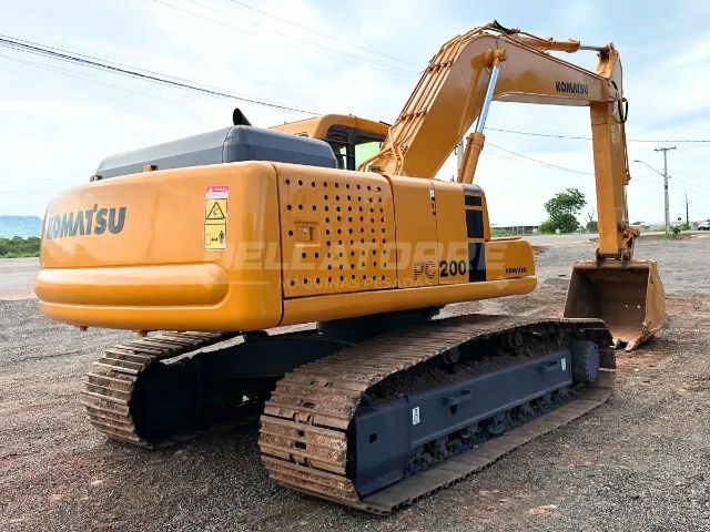 Escavadeira Komatsu PC 200 2007 - Potência e Desempenho para Suas Obras - Foto 5
