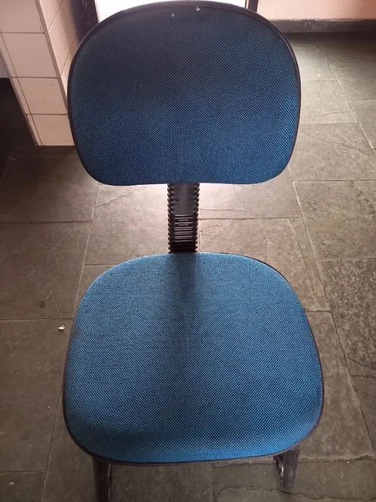 Cadeira de escritório e sala de espera - Foto 2