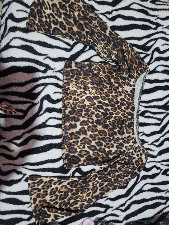 Cropped de onça manga longa